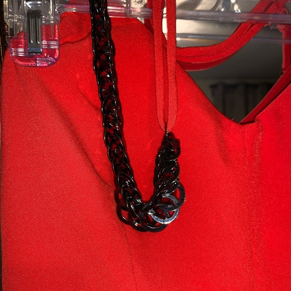 Jumpsuit XOXO bright red - Picture 2 of 3